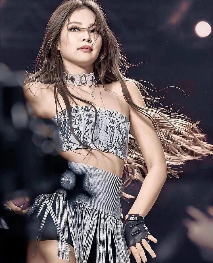 Blackpink Jennie Coachella rhinestone crop top silver chain tassel diamond skirt set stage outfit dupe/costume