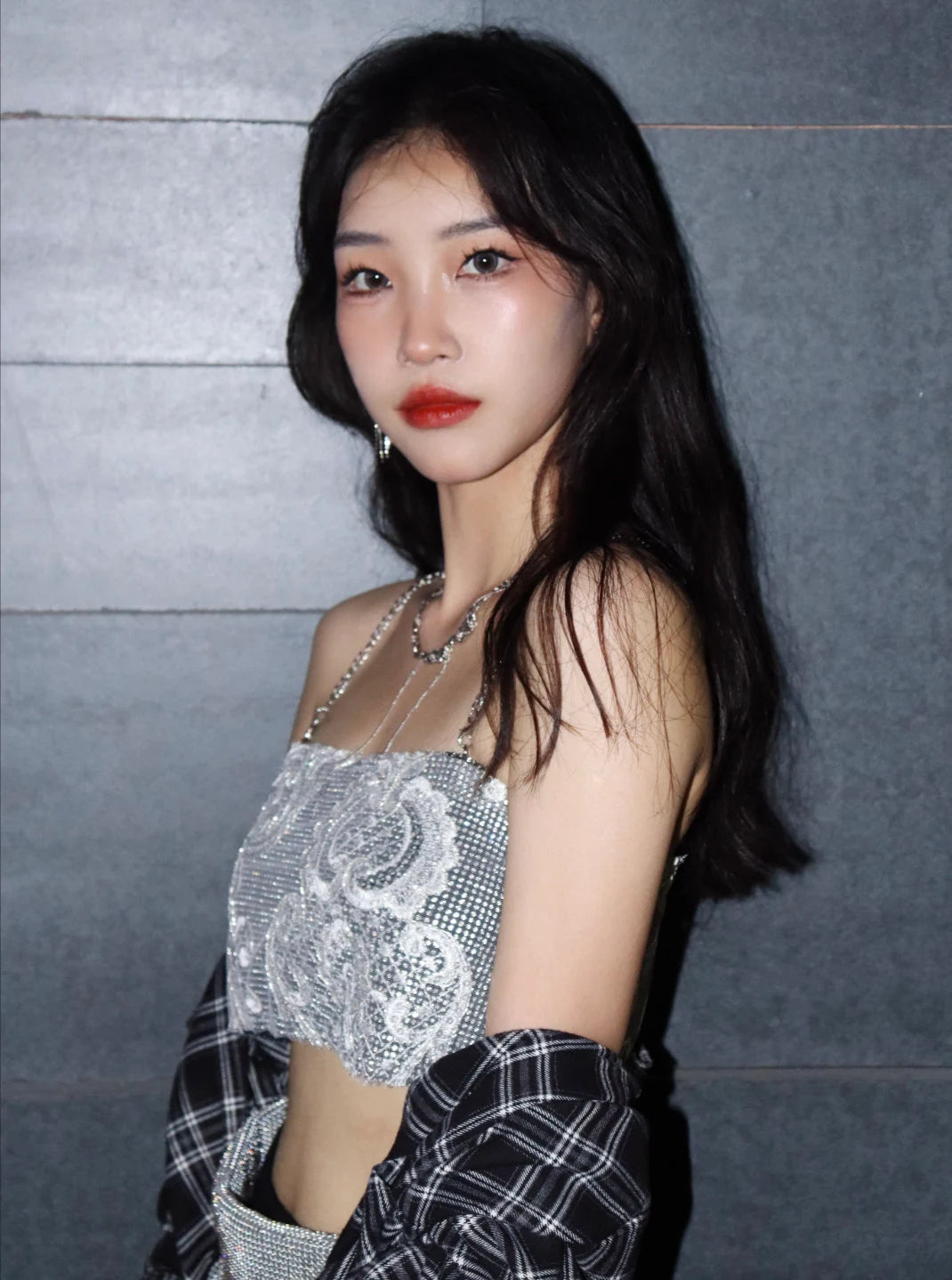 Blackpink Jennie Coachella rhinestone crop top silver chain tassel diamond skirt set stage outfit dupe/costume