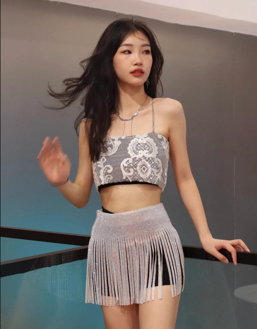 Blackpink Jennie Coachella rhinestone crop top silver chain tassel diamond skirt set stage outfit dupe/costume