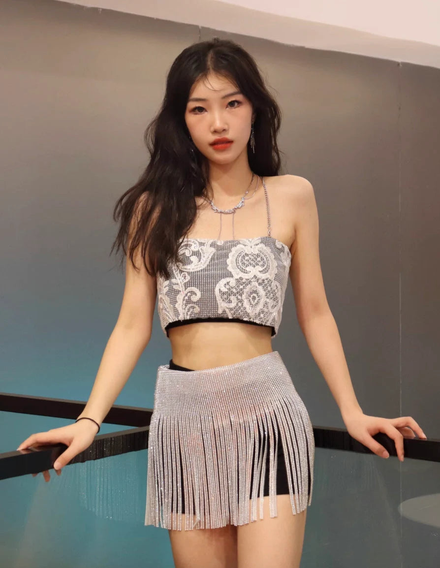 Blackpink Jennie Coachella rhinestone crop top silver chain tassel diamond skirt set stage outfit dupe/costume