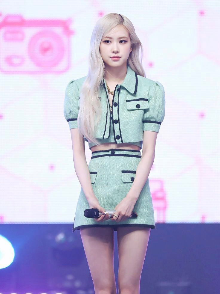 ros in green dress Blackpink's Ros Is Already Wearing This Season's Hottest Colour Trend