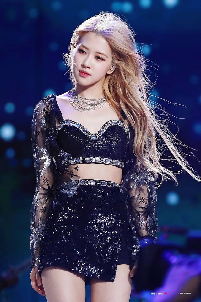 Rosé Coachella sequin set