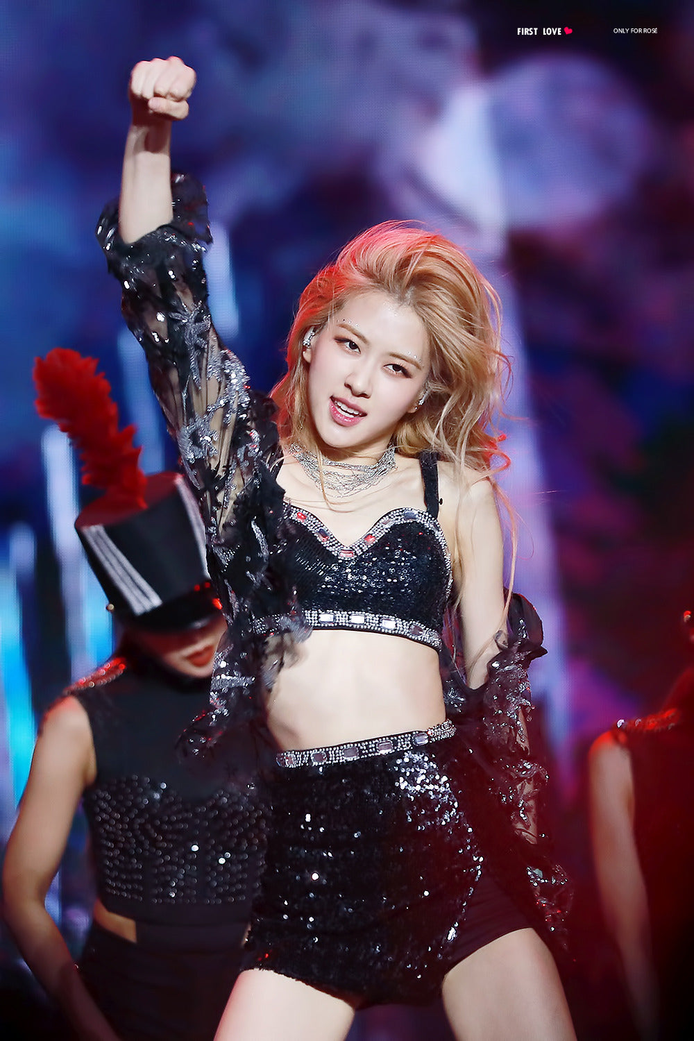 Rosé Coachella sequin set